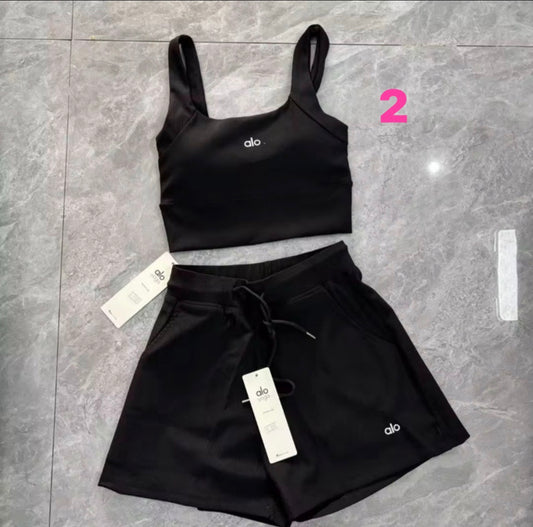 ALO 2 Piece Set