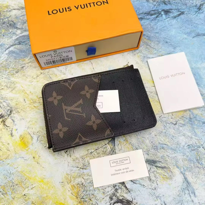 LV Coin/Card Holder