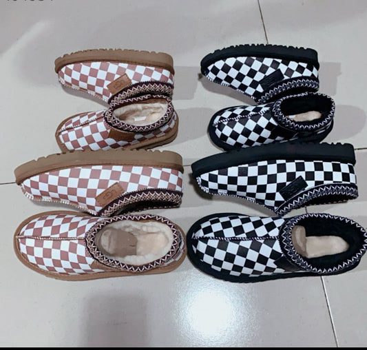 Checkered Slippers- Mommy & Me