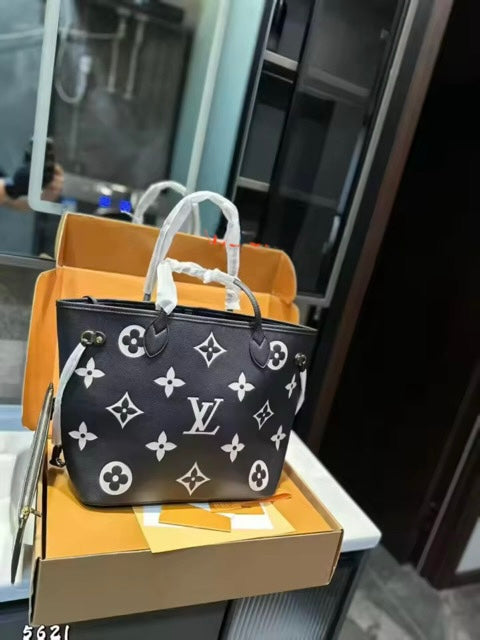 LV Purse + Wallet