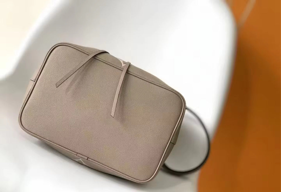 LV Bucket Bag