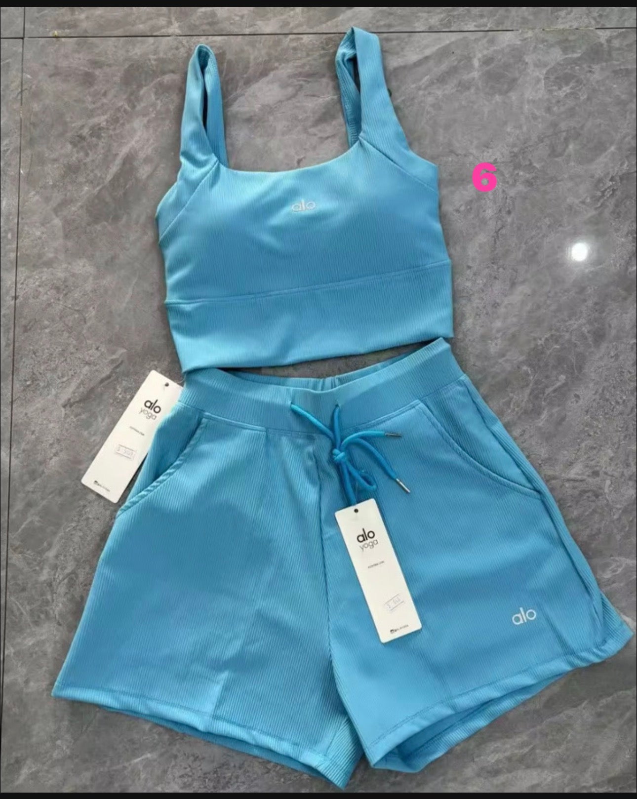 ALO 2 Piece Set
